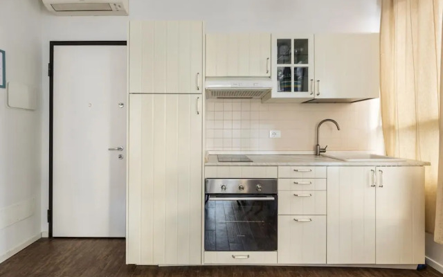 Largo Molina Apartment 1 by Wonderful Italy