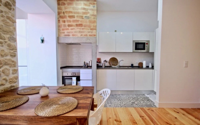 Akicity Alameda Lust