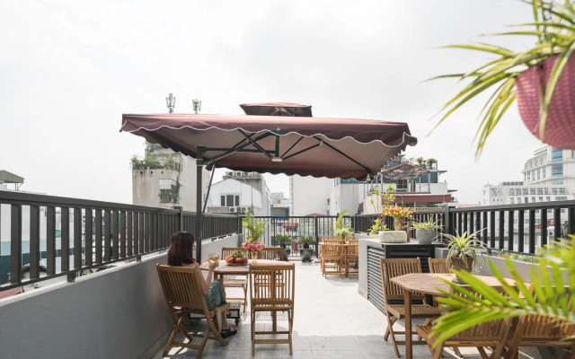 Narcissus 2 Hotel & Apartment