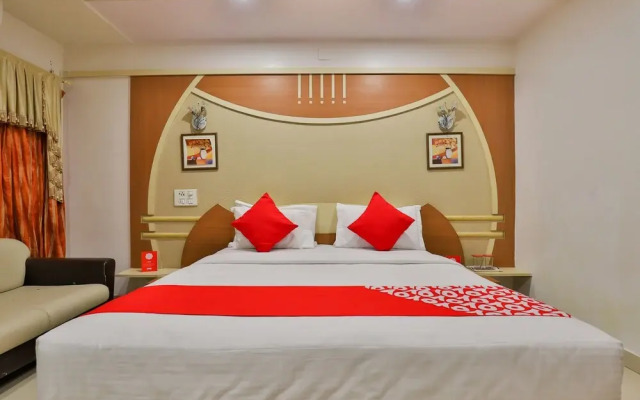 OYO 6139 Hotel Dwarka Residency