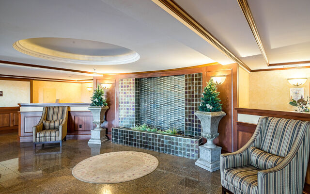 Red Roof Inn & Suites Wilmington - New Castle