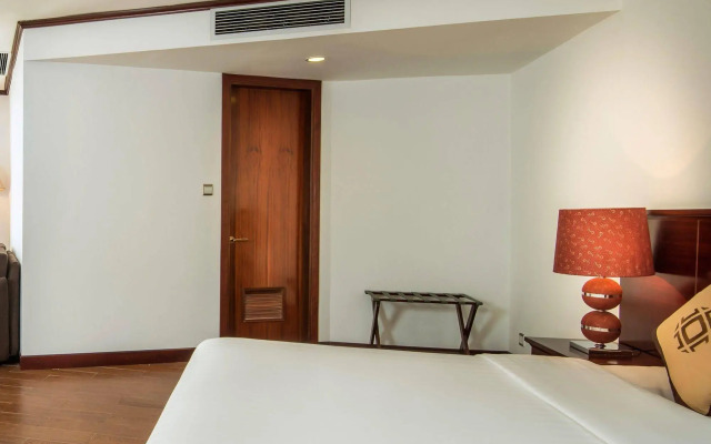 May De Ville Trendy Hotel & Spa