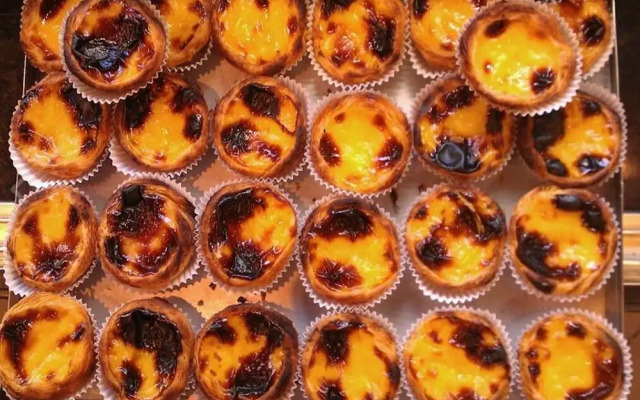Easy Host Porto