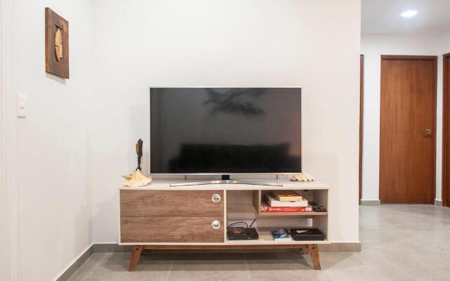 Serene modern condo, 2 BD & snorkel & 200 MB WIFI