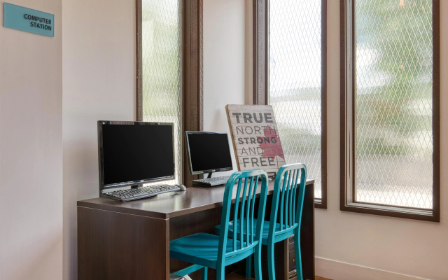 Stoke Hotel SureStay Collection by Best Western