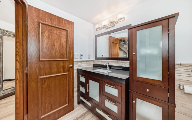 Jasper Inn & Suites by INNhotels