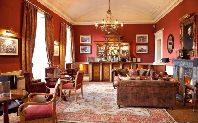 Thainstone House