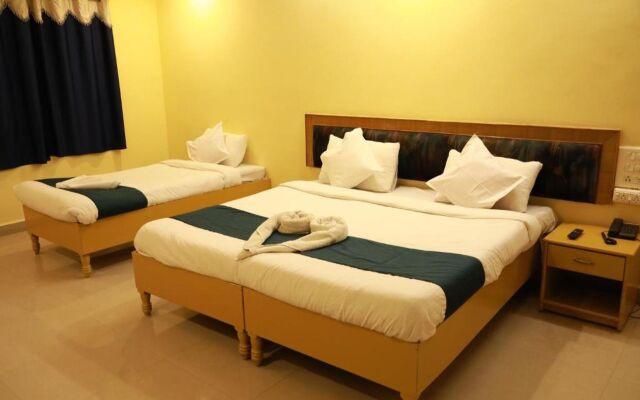 Sravanthy Inn