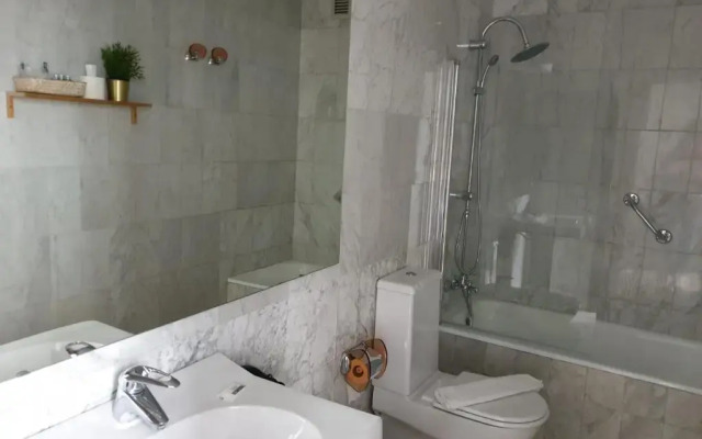 Casa Puerta de Santa Cruz