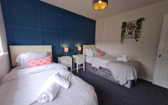 ** family 3 Bed house BPW, with private garden **