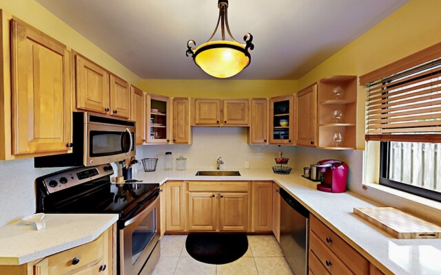 Las Olas Oasis - 3 Br Home