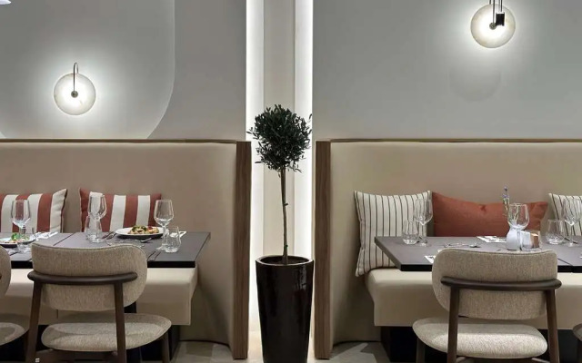 King Jason Paphos - Designed for Adults By Louis Hotels