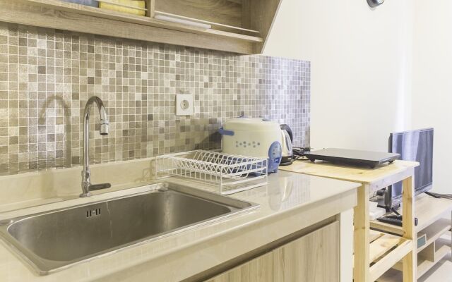 Homey and Cozy Stay 2BR at Meikarta Apartment