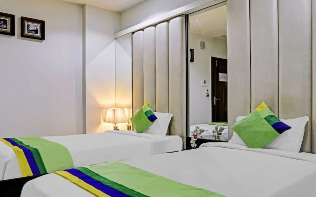 Treebo Trend Western