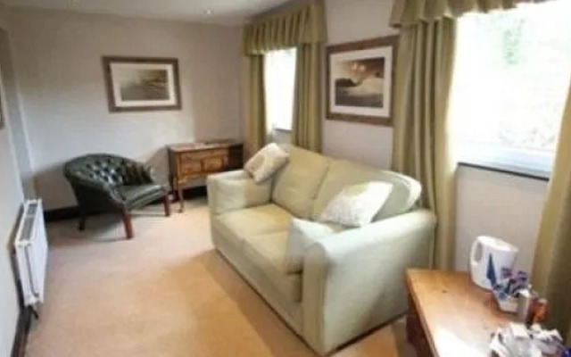 Three Acres Inn & Restaurant