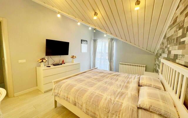 Apartments on Vladimirskaya street 55k4