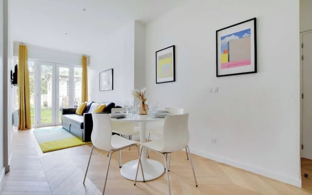 Apartment for 4 Person in Nanterre