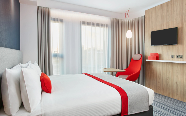 Holiday Inn Express London - Ealing by IHG