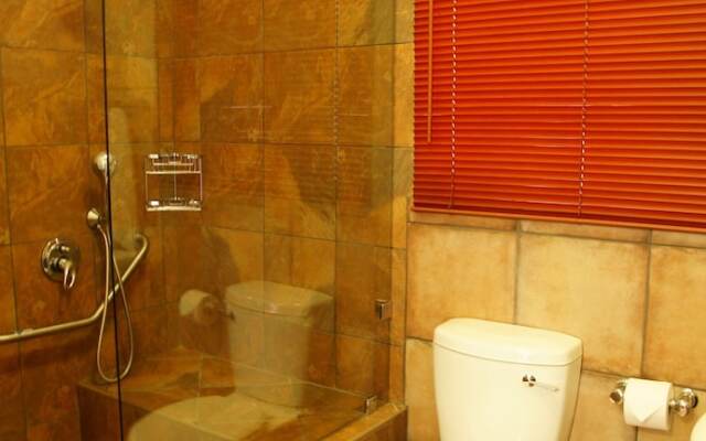 The Club House Guesthouse