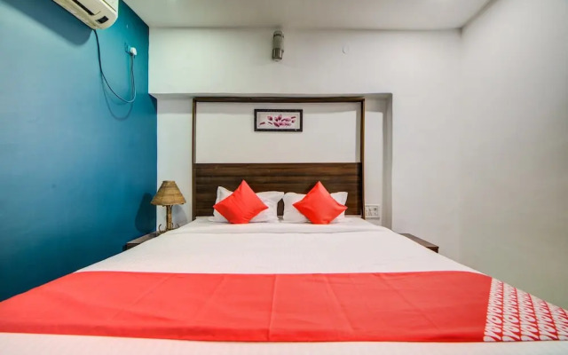 OYO 4025 Hotel Meredian Orchid