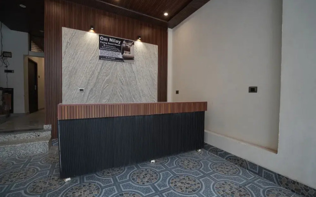 Om Nilay Paying Guest House By GRB