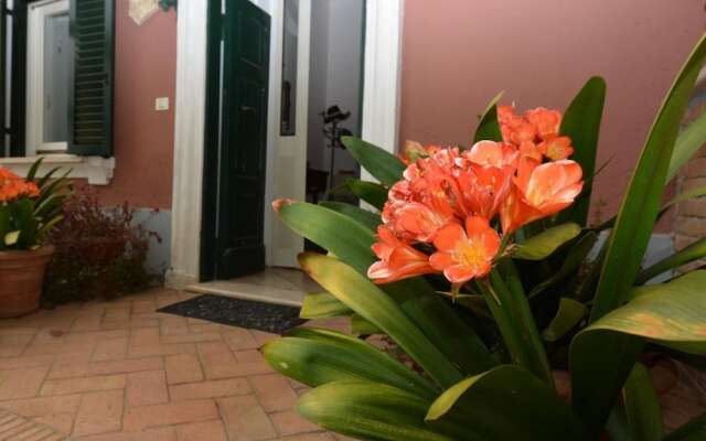 Villa Castelli Romani with Garden