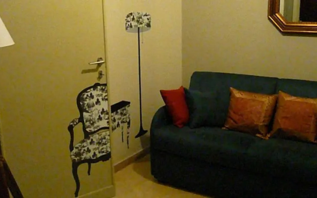 Joes Unforgettable Vatican Nest