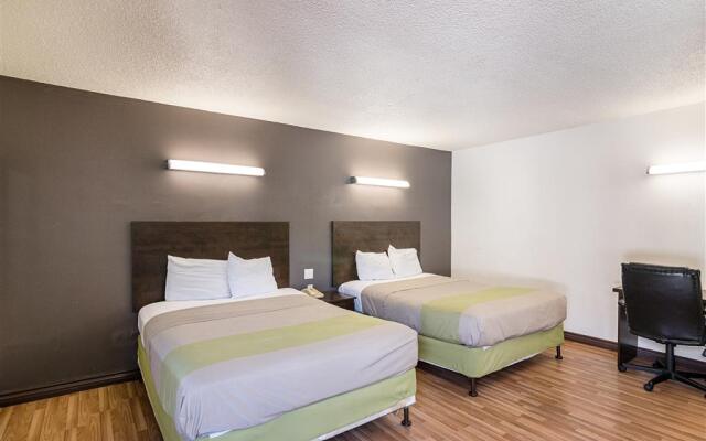 Studio Inn Van Nuys