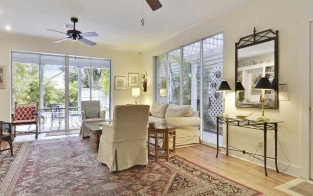 Amelia Home by Avantstay In Historic Old Town w/ Pool