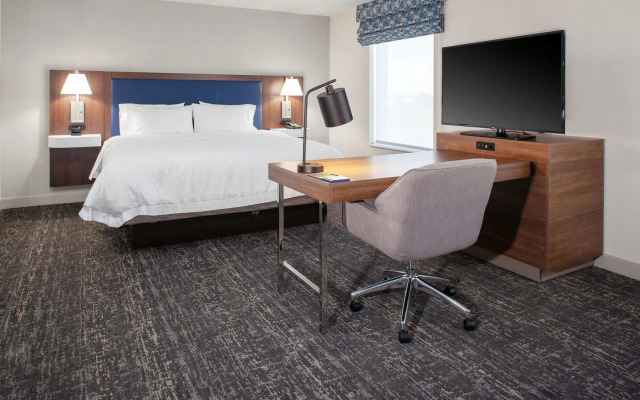Hampton Inn & Suites Chicago-Burr Ridge