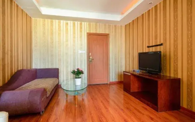 Chunhui Business Hotel