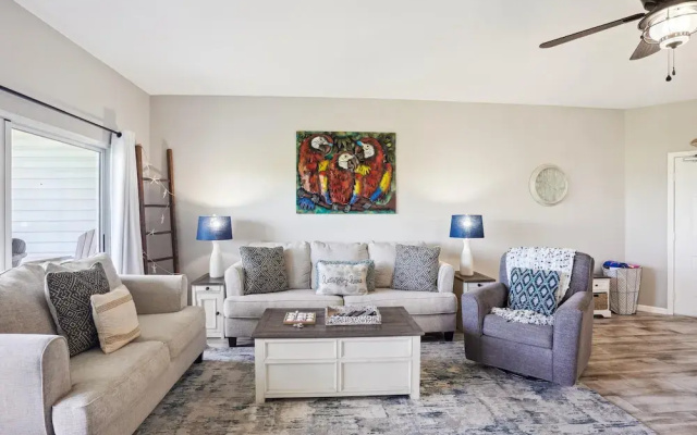 Mariner's Pointe 701