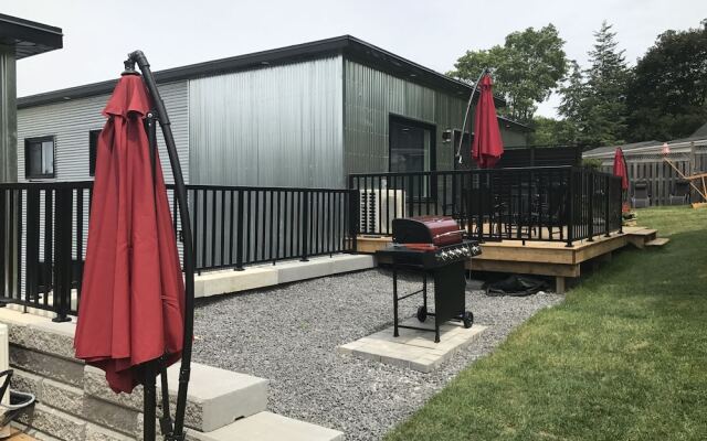 Cribs On The Hill