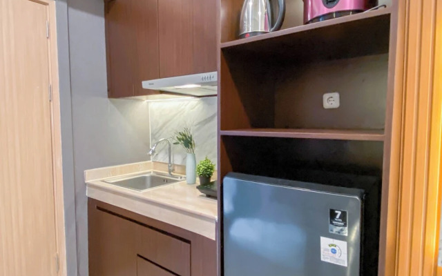 Chic And Cozy Studio At Meikarta Apartment