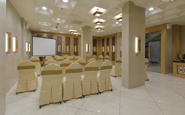 Hotel Elysian Residency