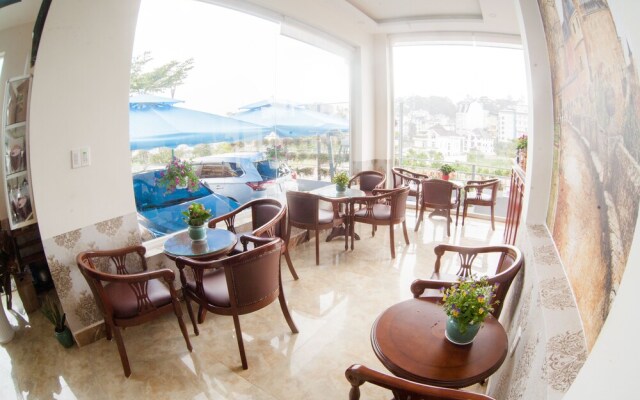 Lien Huong 2 Hotel