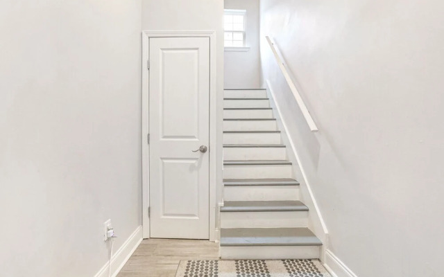 Charming Homes Close to French Quarter