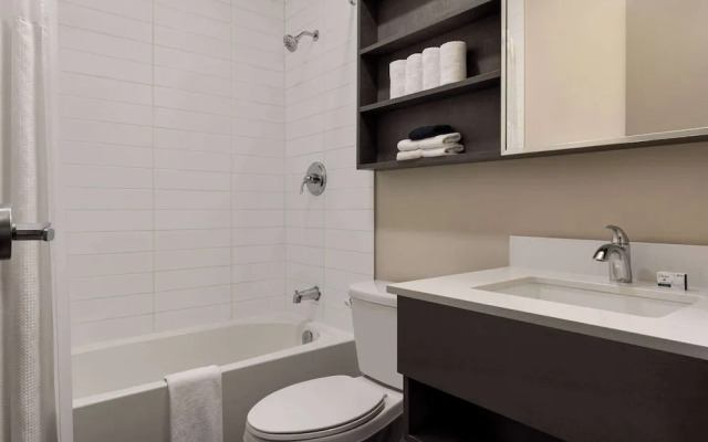 Microtel Inn & Suites By Wyndham Boisbriand