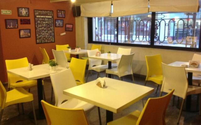 Petit Recoleta Hostel