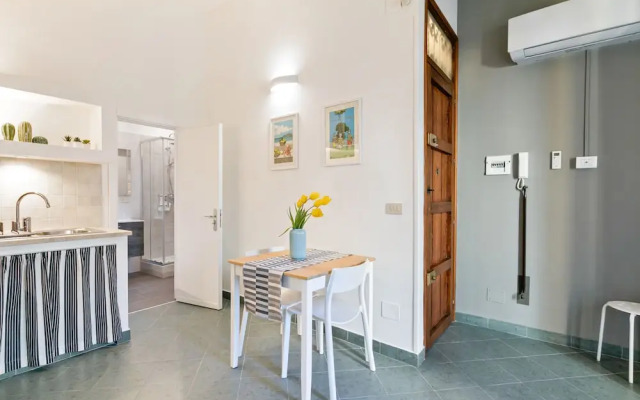 Stylish Flat Maqueda