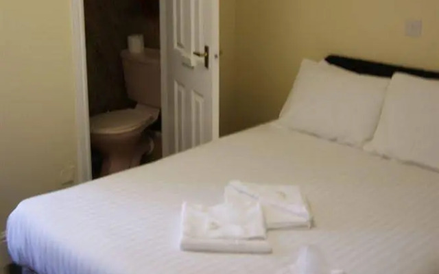 The New Royal Windsor Hotel