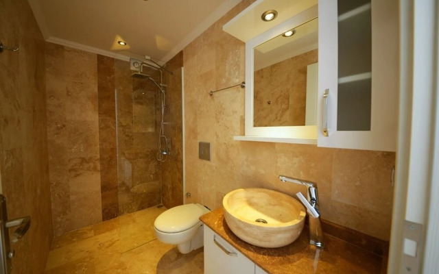 Villa Montana by Akdenizvillam