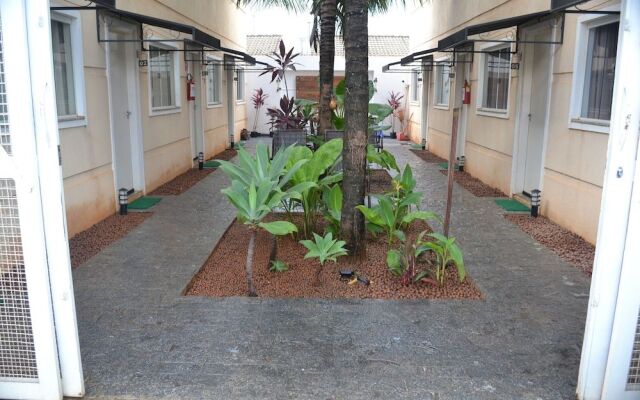 Pousada Acácia Amarela