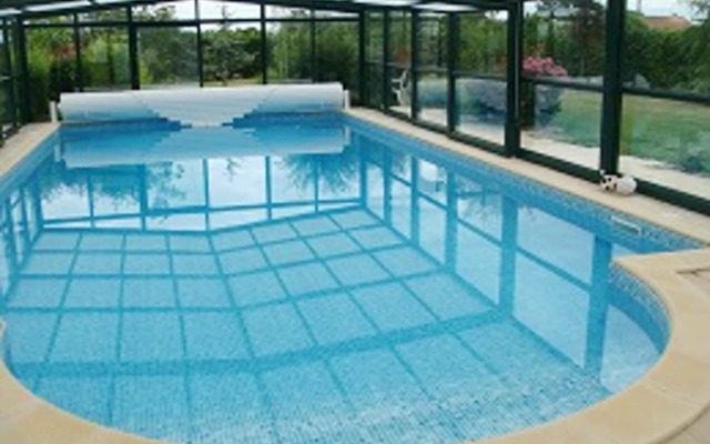 Studio in Mouterre-silly, With Pool Access, Enclosed Garden and Wifi -