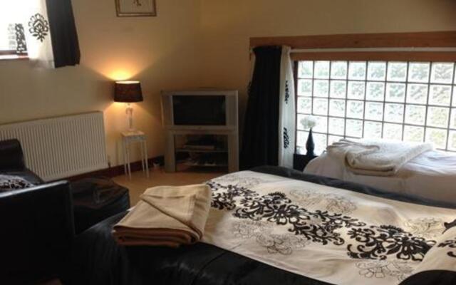 Ravencar Farm Bed and Breakfast