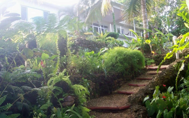 Seachange Lodge