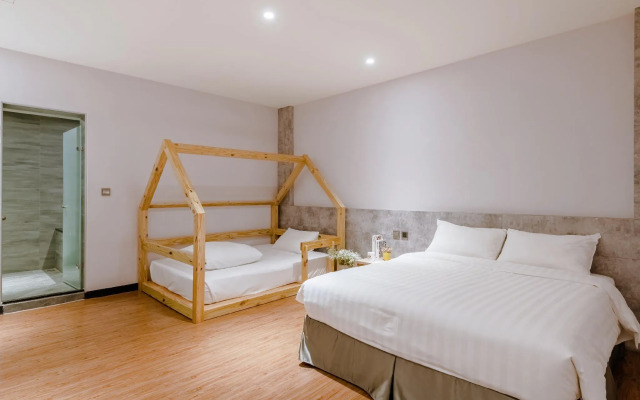 Prince Hotel