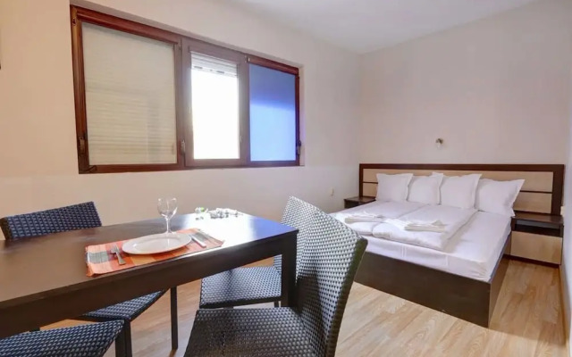 1-st Line Izvora Hotel Golden Sands