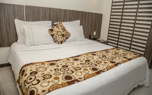 Aparta Suites Torre Poblado