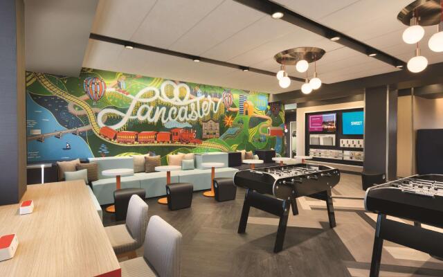 Tru by Hilton Lancaster East